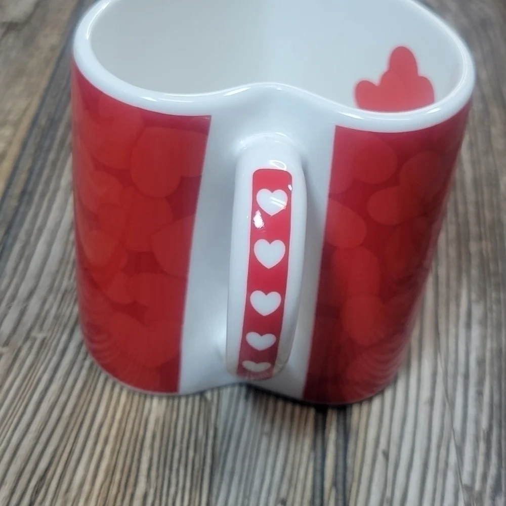 Disney Minnie and Mickie Heart shaped mug
